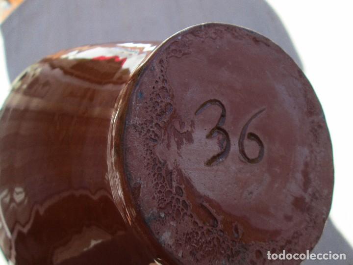 Antig&uuml;edades: botijo de barro de dise&ntilde;o doble asa - Foto 5