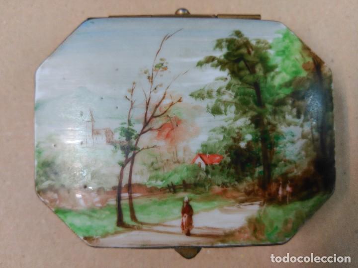 Antig&uuml;edades: Caja de porcelana - Foto 1