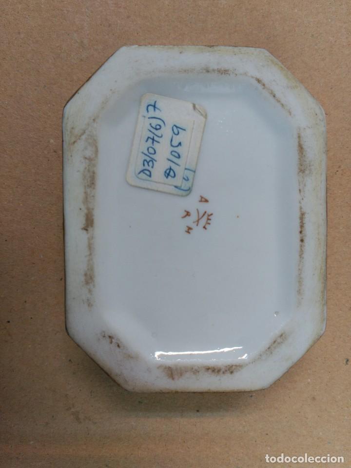 Antig&uuml;edades: Caja de porcelana - Foto 11