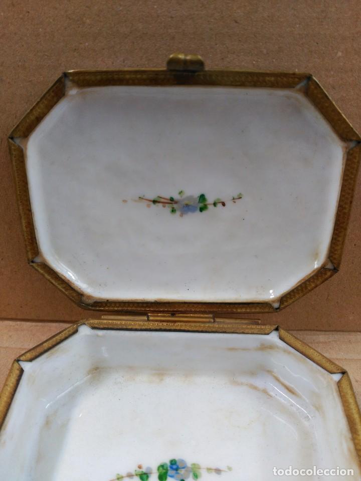Antig&uuml;edades: Caja de porcelana - Foto 16