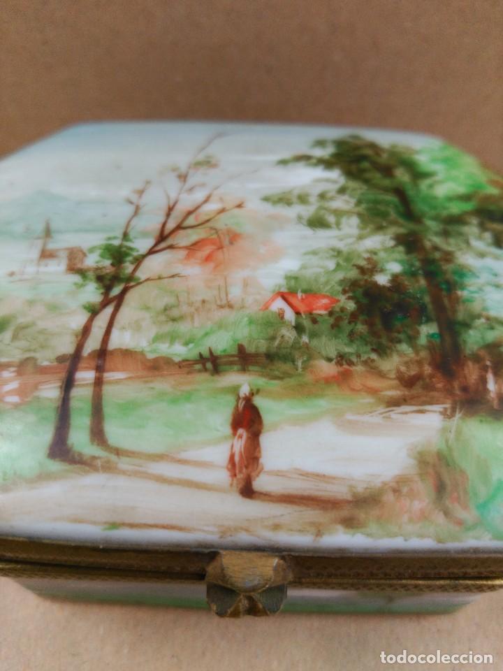 Antig&uuml;edades: Caja de porcelana - Foto 18