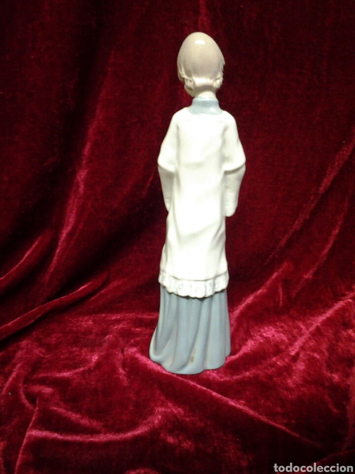 Antig&uuml;edades: Monagillo de porcelana - Foto 4