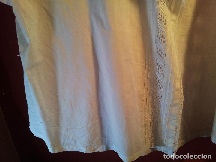 Antig&uuml;edades: ANTIGUA CAMISA ALGODON CON ENCAJES - Foto 3