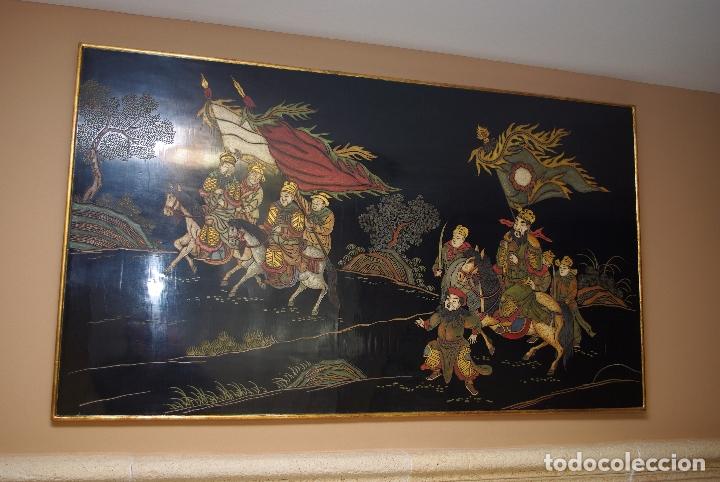 Antig&uuml;edades: Coromandel, magn&iacute;fico y grande escena en tabla japonesa