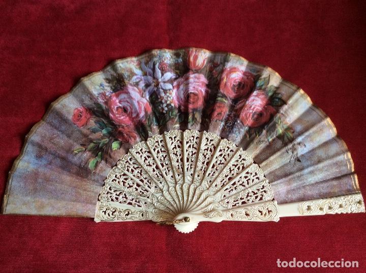 Antig&uuml;edades: 2 Abanicos en tela - Foto 2