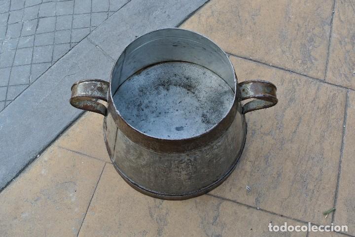 Antig&uuml;edades: ANTIGUA CALDERA CON ASAS - Foto 10