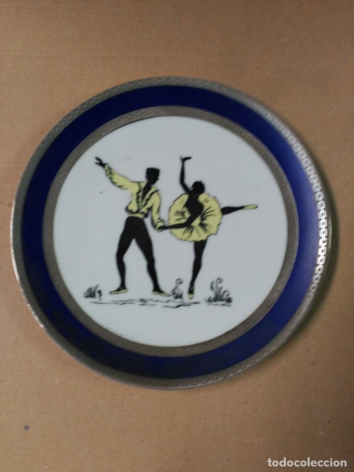Antig&uuml;edades: Plato de porcelana Limoges - Foto 1