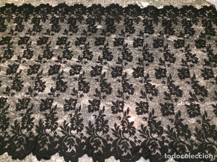 Antig&uuml;edades: Mantilla negra 195x79cm Rf3 - Foto 4