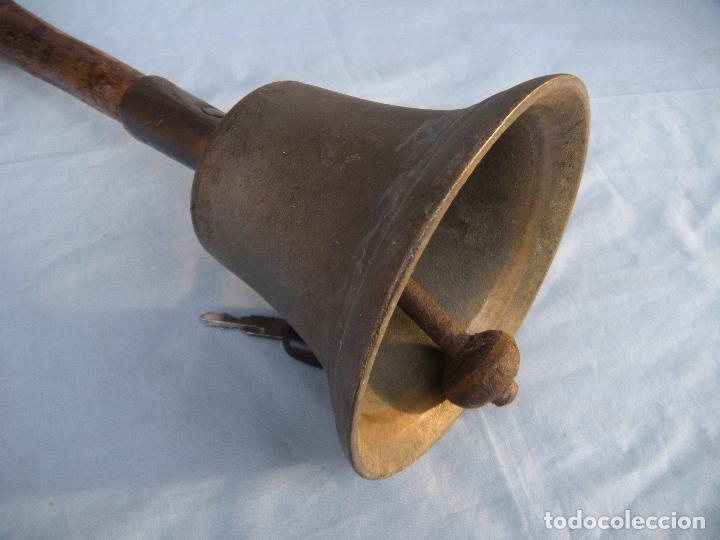 Antig&uuml;edades: ANTIGUA CAMPANA DE MANO - Foto 5