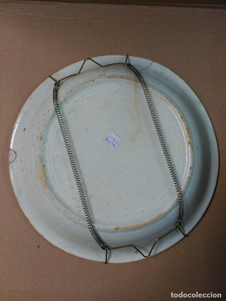 Antig&uuml;edades: Plato de ceramica, posiblemente Manises - Foto 6