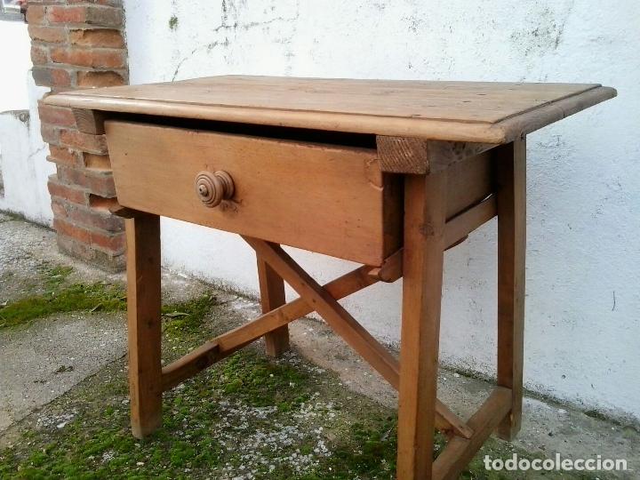 Antig&uuml;edades: Mesa tocinera Antigua. - Foto 7