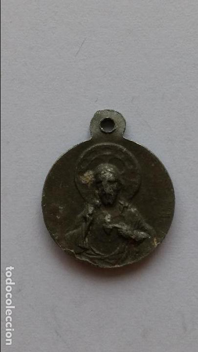 Antig&uuml;edades: Medalla, de nuestra se&ntilde;ora  de 1,6 cms de diametro - Foto 2