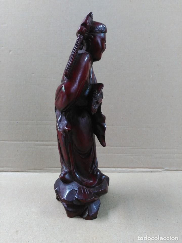 Antig&uuml;edades: Figura oriental tallada en madera - Foto 2