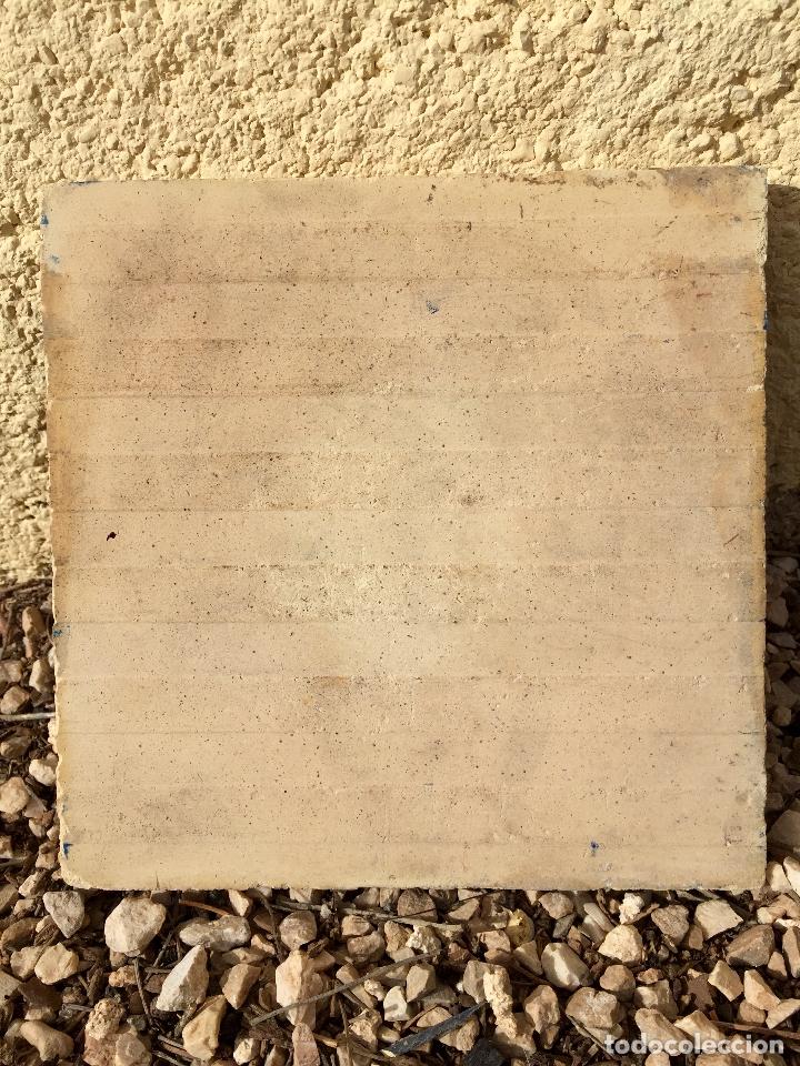 Antig&uuml;edades: ANTIGUO AZULEJO ESMALTADO CON EL NUMERO 30 - Foto 2