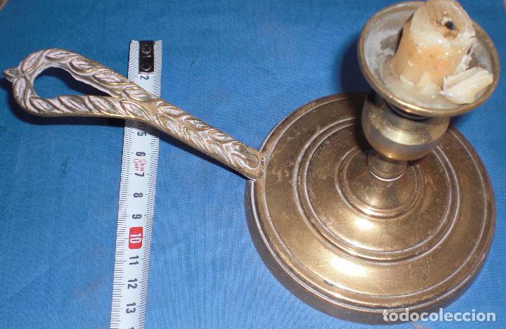 Antig&uuml;edades: Antigua palmatoria de bronce - Foto 1
