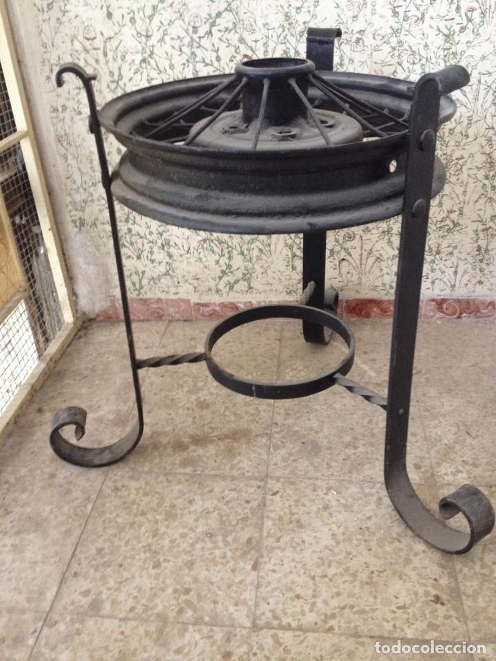 Antig&uuml;edades: MESA RUEDA HIERRO - Foto 3