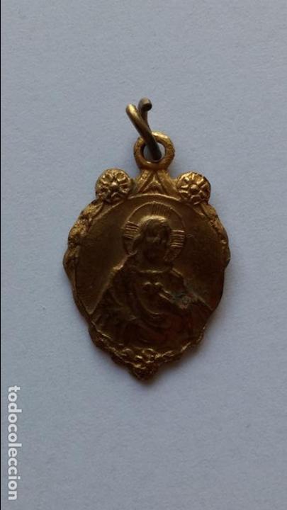 Antig&uuml;edades: Medalla ,de virgen del valle de 2,3 x 1,5 cms - Foto 2