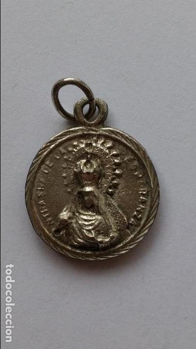 Antig&uuml;edades: Medalla, de virgen de la esperanza de 1,8 cms de diametro - Foto 1