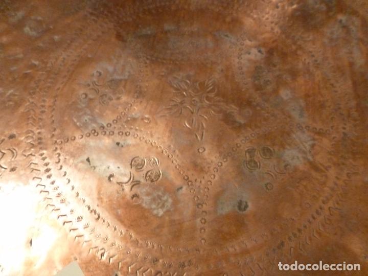 Antig&uuml;edades: bandeja de cobre 7 - Foto 3