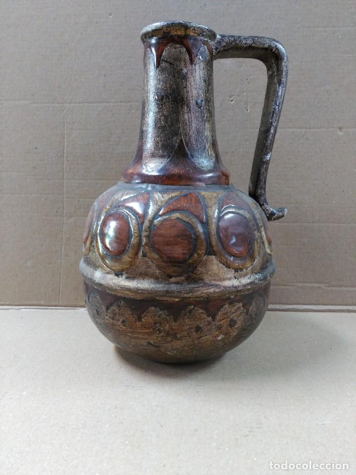 Antig&uuml;edades: Jarra de ceramica - Foto 3