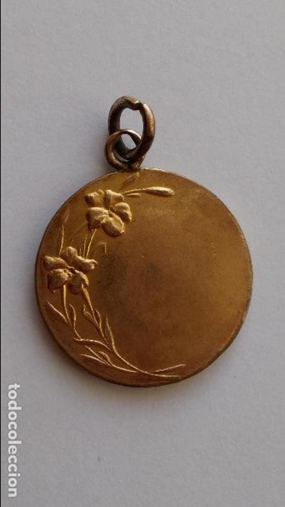 Antig&uuml;edades: Medalla de san antonio de padua de 2,3 cms de diametro - Foto 2