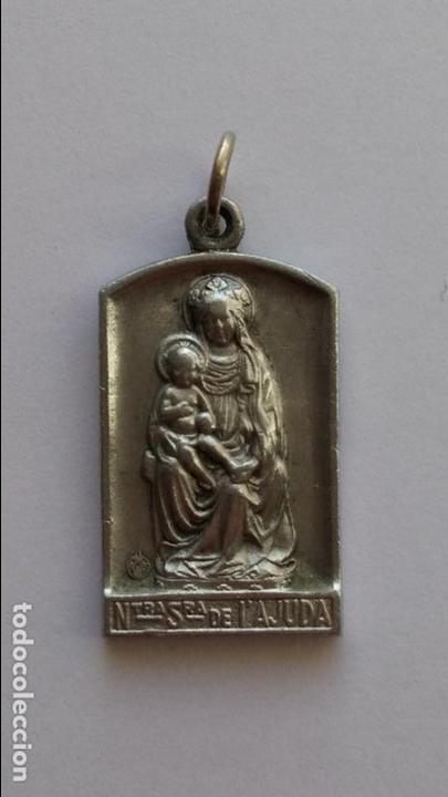 Antig&uuml;edades: Medalla de nuestra se&ntilde;ora de l&acute;ajuda de 2,9 x 1,6 cms - Foto 1
