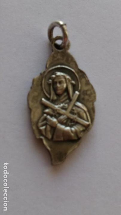 Antig&uuml;edades: Medalla de virgen  de 2,5 x 1,1 cms - Foto 2