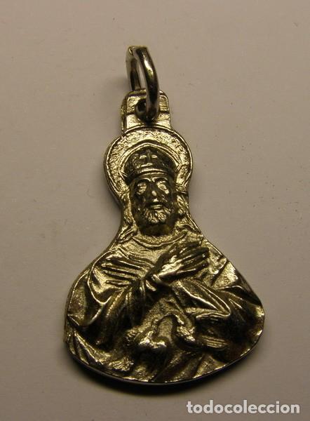Antig&uuml;edades: Medalla religiosa de Santo. - Foto 1