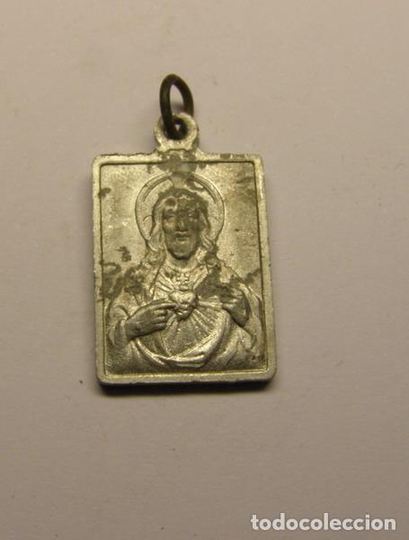 Antig&uuml;edades: Medalla religiosa de Virgen del Carmen. - Foto 2