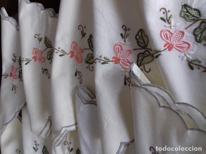 Antig&uuml;edades: LOTE DE 10 SERVILLETAS BORDADAS, AMARILLA CLARA. - Foto 3