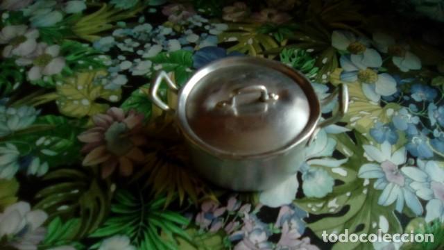 Antig&uuml;edades: CAZUELA DE ALUMINIO CON TAPA-A&ntilde;os 50 - Foto 3
