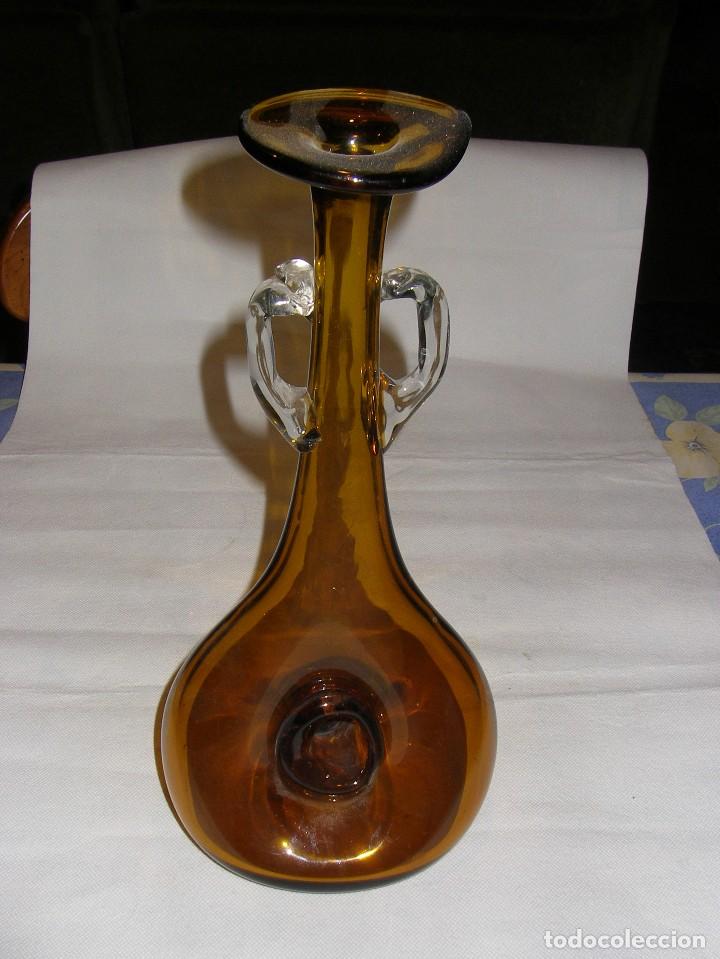 Antig&uuml;edades: Botella art&iacute;stica de cristal catal&aacute;n o mallorqu&iacute;n - Foto 1
