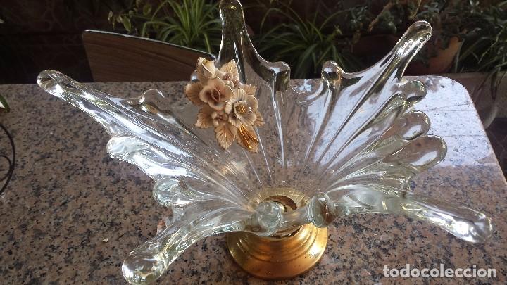 Antig&uuml;edades: antiguo centro de mesa de cristal - Foto 2