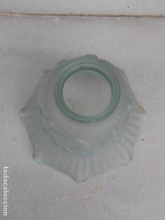Antig&uuml;edades: Antigua tulipa de cristal para l&aacute;mpara - Foto 5