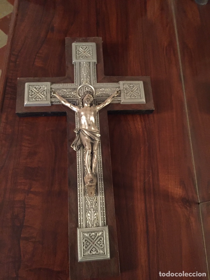 Antig&uuml;edades: Crucifijo - Foto 1
