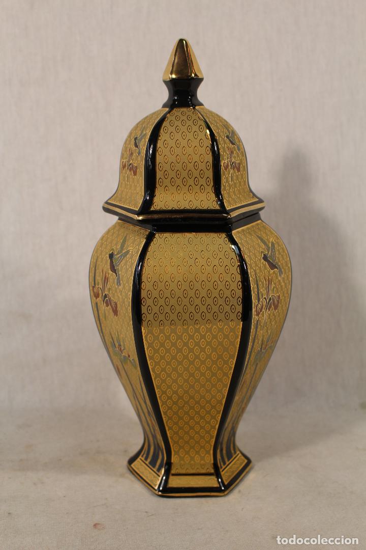 Antig&uuml;edades: jarron tibor en porcelana con oro - Foto 6