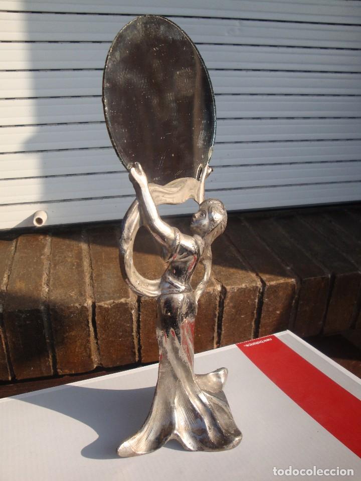 Antig&uuml;edades: FIGURA MODERNISTA - Foto 1