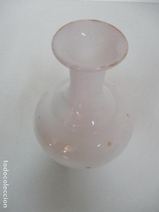 Antigüedades: Antigua Botella con Plato - Jarrón - Isabelino - Cristal,Opalina Blanca - Estrellas Doradas - S. XIX - Foto 3 - 77972909