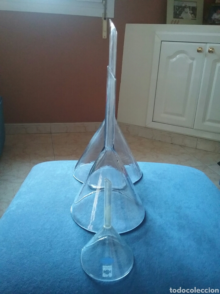 Antig&uuml;edades: Laboratorios, embudos de cristal - Foto 2