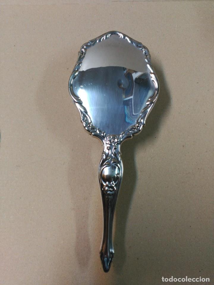 Antig&uuml;edades: JUEGO DE TOCADRO EN METAL PLATEADO - Foto 22