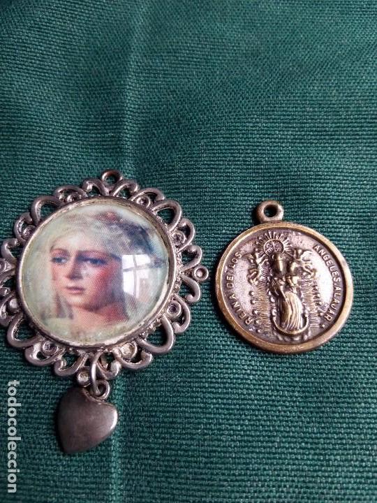 Antig&uuml;edades: Medallas del roc&iacute;o y alajar - Foto 1
