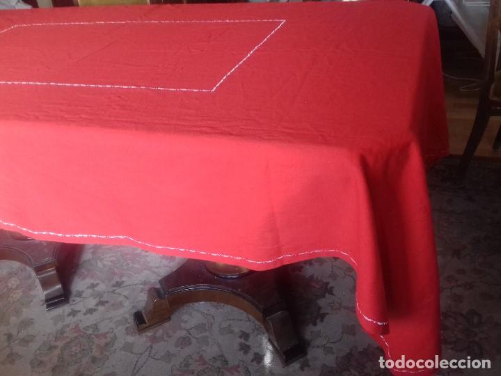Antig&uuml;edades: SENCILLO Y GRANDE MANTEL ROJO. - Foto 5