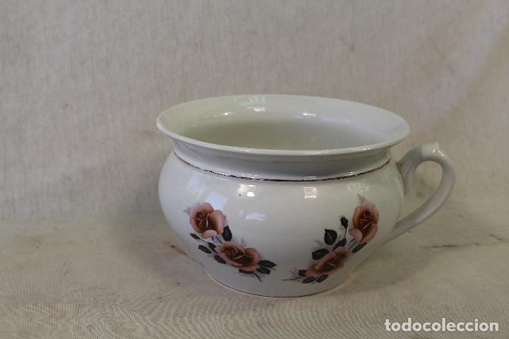 Antig&uuml;edades: bacin orinal en ceramica tanagra santander - Foto 3