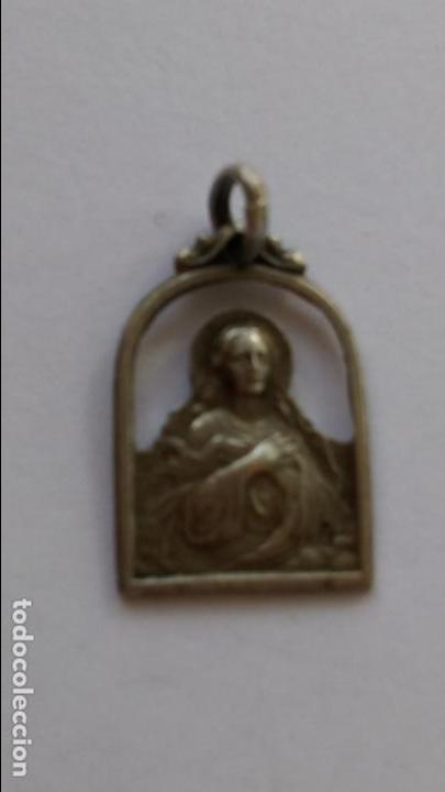 Antig&uuml;edades: Medalla de corazon de maria de 1,8 x 1,3 cms - Foto 1