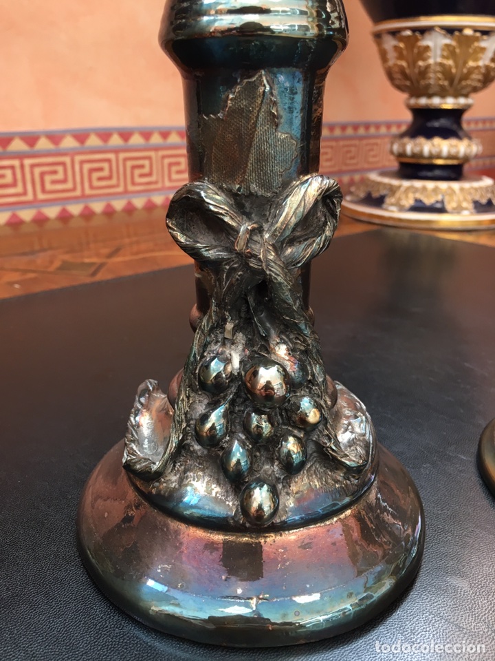 Antig&uuml;edades: Candelabros laminados en plata - Foto 3