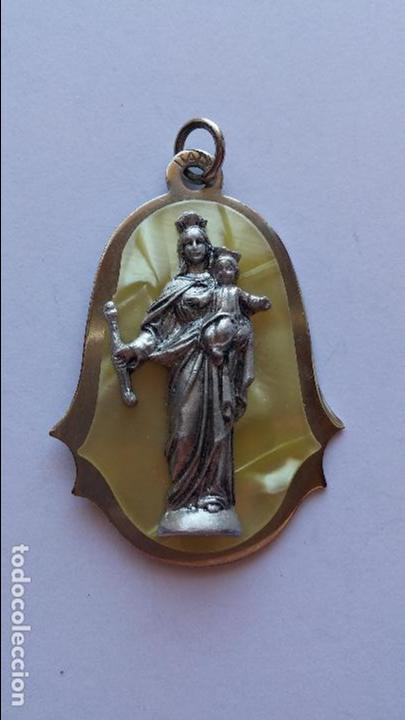 Antig&uuml;edades: Medalla de virgen sin catalogar de 4 x 2,8 cms - Foto 1