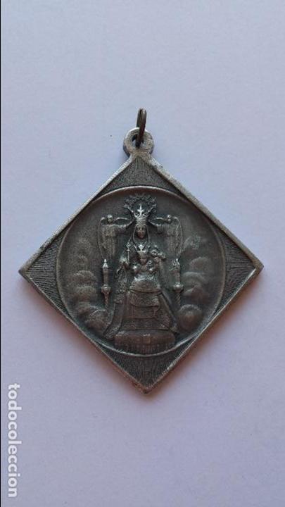 Antig&uuml;edades: Medalla de redemptrix captivorum  de 4,9 x 4,4  cms - Foto 2