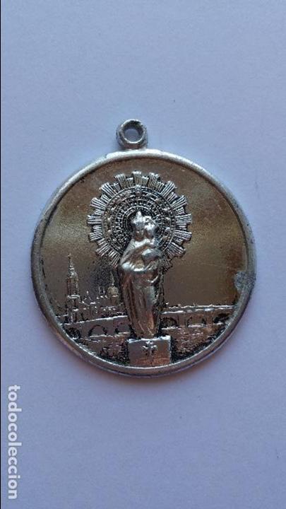 Antig&uuml;edades: Medalla de la virgen del pilar de 3 cms de diametro - Foto 1