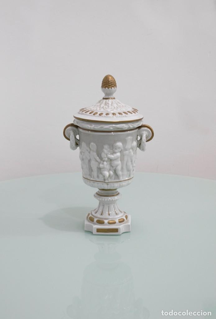 Antig&uuml;edades: Jarr&oacute;n porcelana espa&ntilde;ola ALGORA. - Foto 1