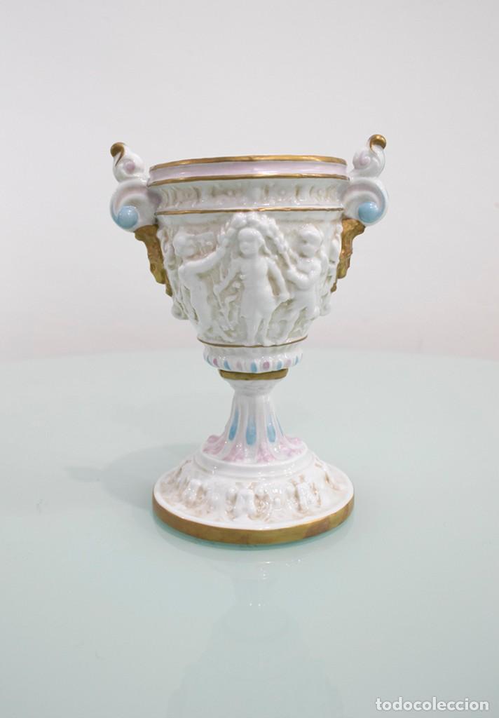 Antig&uuml;edades: Jarr&oacute;n de porcelana espa&ntilde;ola ALGORA. - Foto 1